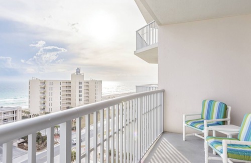 Pensacola Beach Condo | Spacious Gulf-View Retreat, Huge Balcony-ED1030