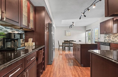 Vermilion House | Spacious Home Near Boat Ramp & Attractions