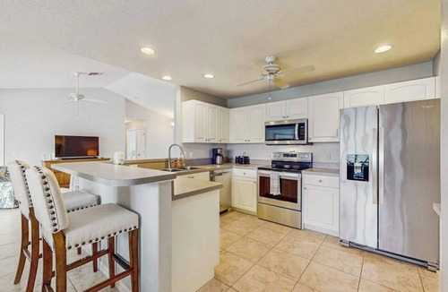South Venice House | Spacious home with private saltwater heated pool, gas grill, close to the beach