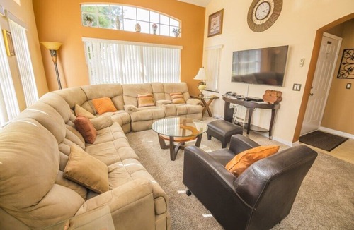 Kissimmee House | Spacious Interior - Free WiFi - Near Disney - Lake Berkley Resort