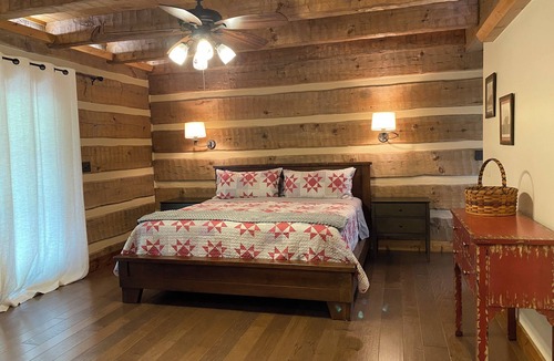 Franklin Cabin | Spacious lodge in peaceful mountain cove with trails, pond, waterfalls and more!