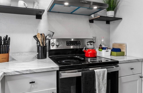 Cimarron Hills House | Spacious Loft for Families | Kitchen, Deck & Fast Wi-Fi