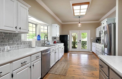 Wellborn Cottage | Spacious Luminous Cottage with Game Space and BBQ in Texas