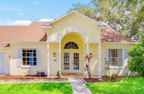 Bridgewater Crossing House | Spacious, modern 4-bedroom house with private pool!
