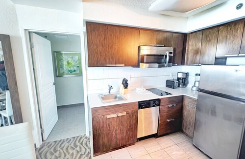 Atlantic City Apartment | Spacious Ocean Front Queen Condo