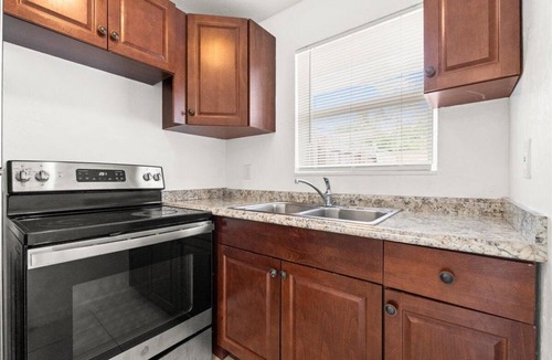Delray Beach House | Spacious One Bedroom Getaway- Heart of Delray