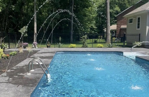 Schenectady House | Spacious Open Concept City Oasis with Pool