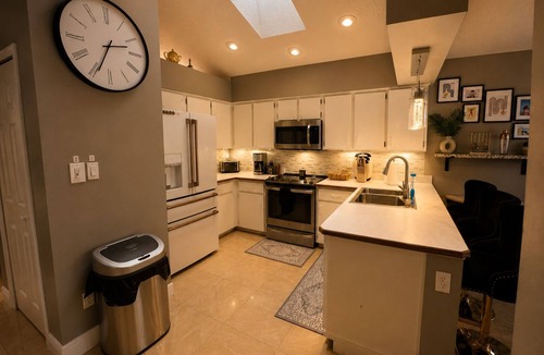 Orlando House | Spacious Orlando Retreat Near UCF & Downtown, Family-Friendly 3BR Home
