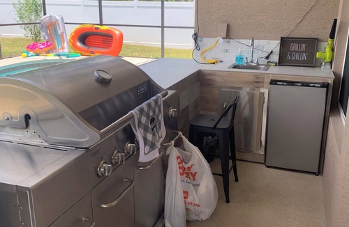 Palm Harbor House | Spacious Palm Coast pool spa home w/lanai, grill, pool table, 10 min from beach