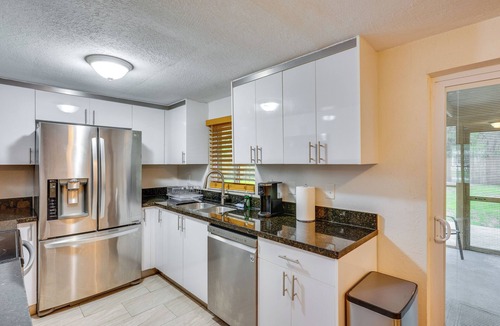 Southside House | Spacious & Pet-Friendly Yard! Jacksonville Home