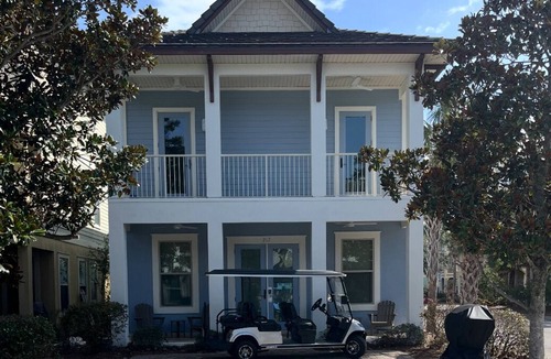 Clipper Cove House | Spacious Pet Friendly 4-bedroom gated community in Destin, Fl with a golf cart