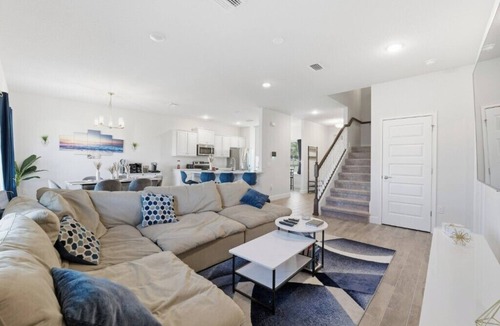 Highlands House | Spacious & Private Hudson Retreat by SunWest Park!