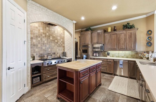Fort Worth Apartment | Spacious Ranch Retreat w/Pool & Outdoor Living