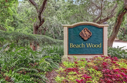 Fernandina Beach House | Spacious Two-Level Beach Wood Villa on Amelia Island Resort!