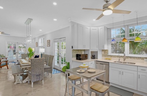 Bahama Village House | Special Summer Rates! *GARDEN OF EMMA @ THE ANNEX* Private Home & Pool