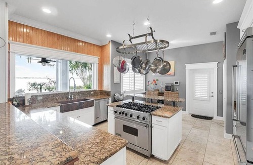 Winter Haven House | Spectacular Waterfront Home in Winter Haven