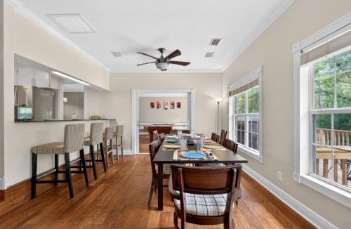 San Luis House | Sprawling 5BR Oasis Near FSU & Trails home