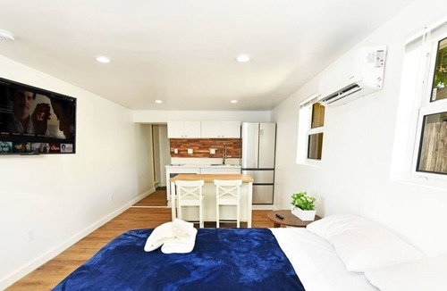Oakland Park Apartment | Spring Break | Elegant Studio | Beach 4min | Free Bikes