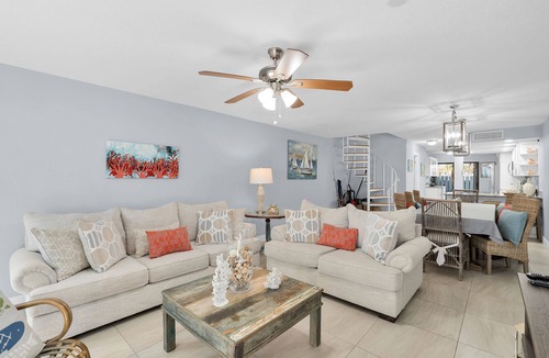 Islamorada House | Spring Break in the Sun! Islamorada townhome w/beach, pool in gated community!
