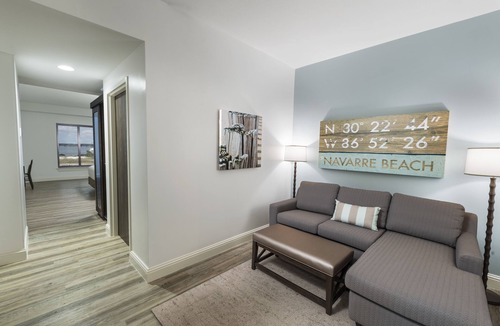 Navarre Beach Hotel | SpringHill Suites by Marriott Navarre Oceanfront
