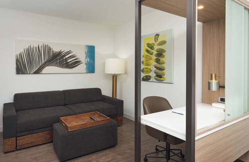 Southeast Orlando Hotel | SpringHill Suites by Marriott Orlando Lake Nona