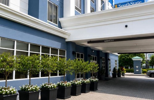 North Buckhead Hotel | SpringHill Suites by Marriott Atlanta Buckhead