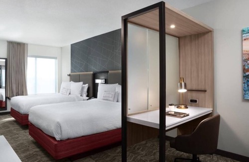 Florida Central Atlantic Coast Hotel | SpringHill Suites | Queen Suite | Close to Airport & Convention Center