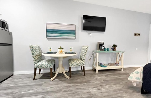 Fort Walton Beach Apartment | SSE Unit 2 - The Starfish Home Away From Home Near the Beach!