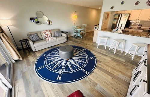 Belle Vista Condo | St Pete Beach Sun Harbor Waterfront Parking WiFi 1/1