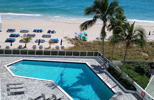 Galt Mile Condo | Stairway to Heaven; Ocean Views.as you lie in bed and bask in the waves.