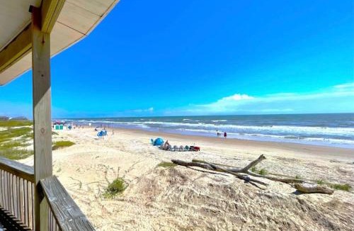 Surfside Beach House | Starfish Beachfront Swim-Up