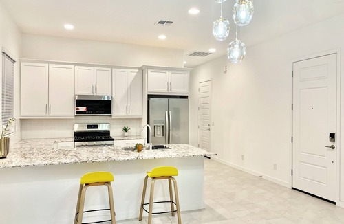 Maryvale House | Starry Cardinal Stadium Guest House