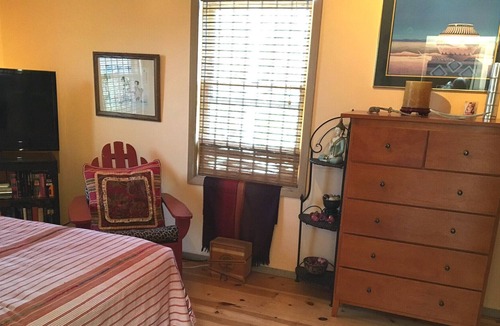 Eldorado at Santa Fe House | Starry, Starry Nights in Quiet Cozy Country Home with Pleasurable Amenities
