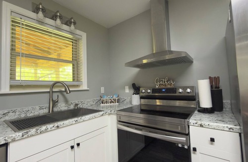 Bismarck House | Stay At DeGray