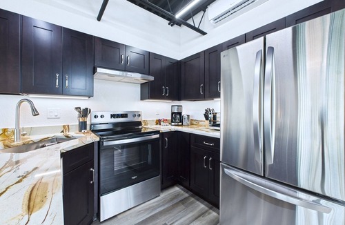 Port Canaveral Apartment | Stay Park Cruise Modern Loft by Port -unit 200