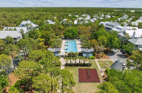 Beach District Apartment | Steps to Beach Club, Multi-Level WaterColor Condo, Slps 4, Perfect Location! condo
