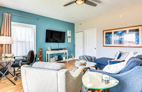 Cedar Key House | Steps to Beach: Home w/Sunset Views in Cedar Key!