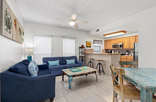 South Padre Island Apartment | Steps to Beach, Near Blackbeard's Restaurant