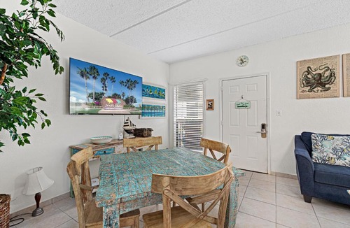 South Padre Island Apartment | Steps to Beach, Near Blackbeard's Restaurant