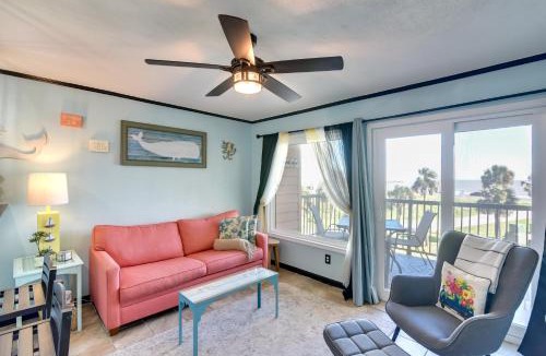 Galveston House | Steps to Galveston Beach: Resort-Style Condo!