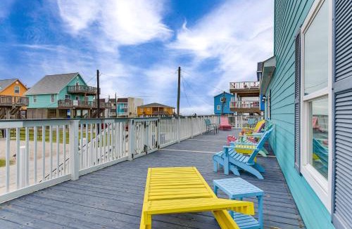 Surfside Beach House | Steps to Surfside Beach: Large Group Gulf Retreat