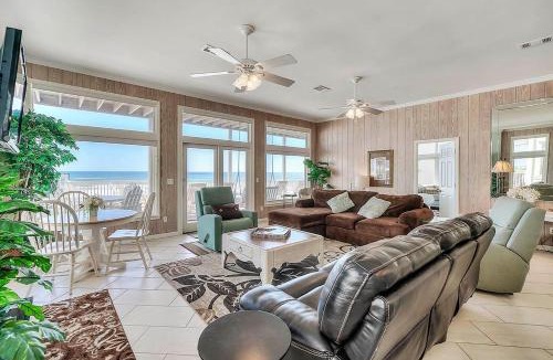 Gulf Trace House | Storks Nest - 30A Beachfront Home with Private Pool & Direct Beach Access