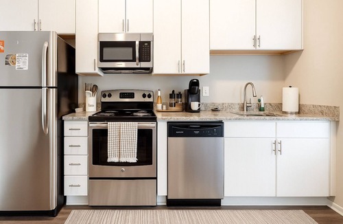 Inman Park Apartment | Studio Apt King Bed | Atlanta Beltline Eastside Trail