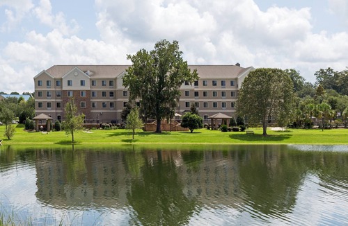 Tallahassee Apartment | Studio Suite in Tallahassee | FREE Breakfast + On-Site Business Center