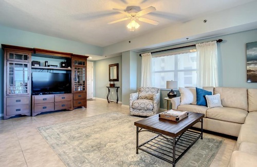 New Smyrna Beach Apartment | Stunning 32 Corner unit on the Atlantic. OW10-401