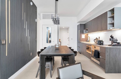 Downtown Miami Apartment | Stunning 3BD Penthouse on 50th Floor with Panoramic Water Views