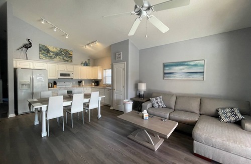 Silver Creek Villa | Stunning 5 Bed South-Facing Pool Lake and Conservation View and Cinema Room
