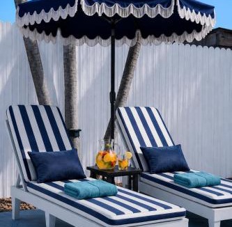 Richmond West Apartment | Stunning Luxury Backyard Retreat