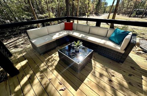 Tracy City House | Stunning Mountain Tiny House Beautifully Design Ideal for Nature Lovers in Tennessee