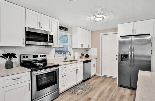 Orange Park House | ⭐️Stylish 3/2 🏡 fully renovated in Orange Park⭐️